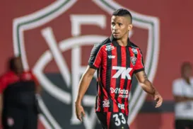Vitória vai pagar R$ 1 milhão para usar Erick contra São Paulo - Imagem