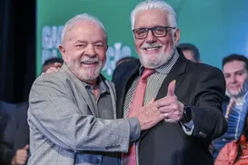 Em meio a fogo-amigo, Lula decide manter Wagner na liderança do Senado - Imagem