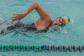 Aos 70 anos, Desirée cruzará sozinha Mar Grande-Salvador encerrando um ciclo - Imagem