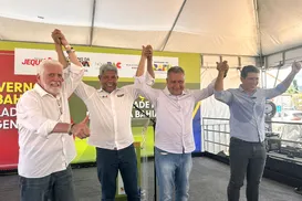 Apoio firmado? Zé Cocá divide palanque com Jerônimo, Rui e Wagner em Jequié - Imagem