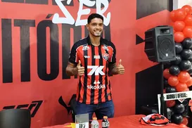 "Tem o perfil que buscamos", diz Papellin em apresentação de Riccieli - Imagem