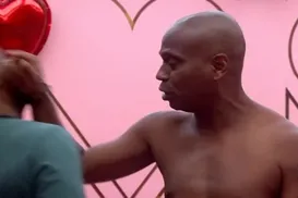 BBB 26: web pede expulsão de Edilson Capetinha após briga com Boneco - Imagem