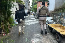 Blogueira é detida em operação contra furtos de canetas emagrecedoras em Salvador - Imagem