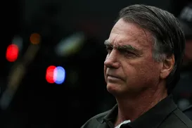Bolsonaro passa mal e recebe atendimento médico na Papudinha - Imagem