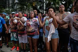 Grupo de fãs faz oração antes da pipoca de Igor Kannário no Carnaval - Imagem