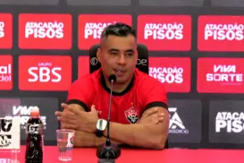 Jair enaltece "espírito coletivo" após grande estreia do Vitória - Imagem