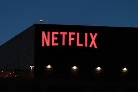 Rival vence a Netflix e fecha negócio de US$ 111 bilhões em Hollywood - Imagem
