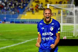 Pintou o Puskás? Jequié vence com golaço olímpico no Baianão; assista - Imagem