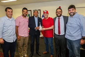 Presidente do PT confirma visita de Lula à Bahia em fevereiro - Imagem