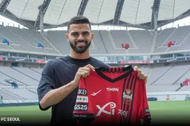 Vitória encaminha contratação de atacante que se destacou no futebol europeu - Imagem