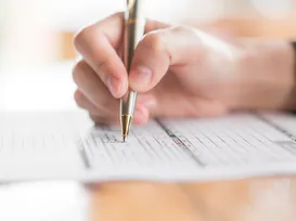 Prefeitura abre inscrições para concurso com salários de até R$ 4,6 mil - Imagem