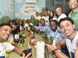 Representantes destacam parceria com A TARDE Educação na Fenagro - Imagem