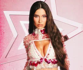 Baile da Vogue 2026: Bianca Andrade rouba a cena com tênis no tapete vermelho - Imagem