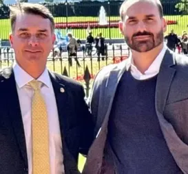 Eduardo se irrita e cobra engajamento por Flávio: "Omissão deliberada" - Imagem