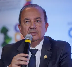 MDB racha com governo após decisão polêmica sobre vice - Imagem