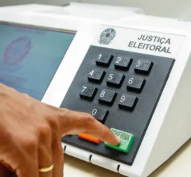 TSE pode aplicar multas de até R$ 30 mil por uso de IA nas eleições - Imagem