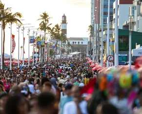 Vai pro Carnaval de Salvador? Veja como evitar golpes e curtir com saúde - Imagem