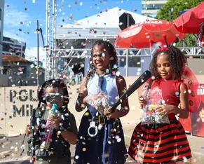 Mini foliões lotam o Fuzuê e pais destacam cuidados com as crianças - Imagem