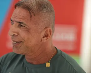 Vídeo: coronel Sturaro surpreende e vira folião na pipoca de Bell Marques - Imagem