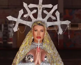 Andressa Urach faz ensaio sensual vestida de santa religiosa e polemiza