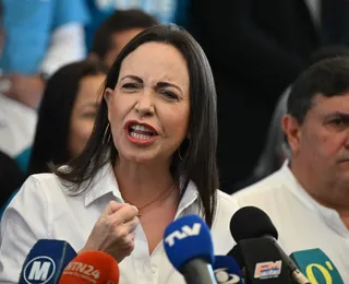 Após queda de Maduro, líder da oposição anuncia retorno à Venezuela