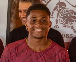 Artilheiro, filho de ex-craque do Bahia quer seguir os passos do pai