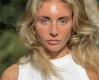 Atriz pornô é presa por gravação sexual com 17 homens