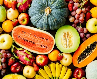 Barata e saudável: fruta pode ajudar a reduzir gordura no fígado