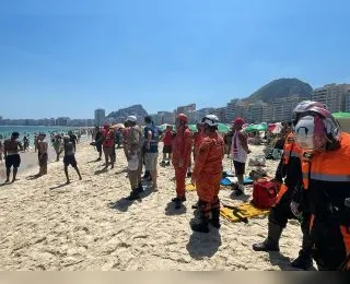 Bombeiros localizam corpo após queda de avião em Copacabana
