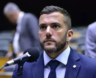 Deputado chama de “tosca” acusação de desvio de cota parlamentar