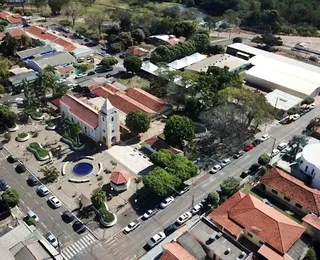 Cidade onde tudo se resolve a pé tem menos de mil moradores e apenas 32 ruas