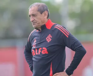 Concorrente direto do Vitória, Inter demite treinador e contrata veterano