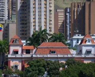 'Fogo amigo' em Caracas: Falha de comunicação gera pânico na Venezuela