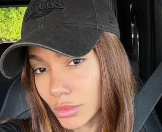 Anitta lança EP e explica falta de ensaio de verão em Salvador
