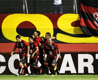 Ex-Vitória rescinde contrato na Europa e negocia com clube da Série A