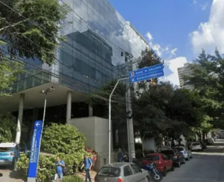 Incêndio atinge hospital famoso e pacientes são retirados às pressas