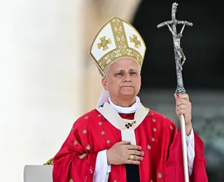 Papa Leão XIV pede diálogo e reza pelo fim da guerra no Oriente Médio