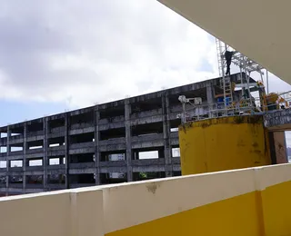 Racha exposto: projeto de prédio inacabado da Politécnica divide docentes