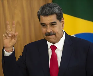 Sob forte escolta, Maduro é transferido a tribunal nos EUA