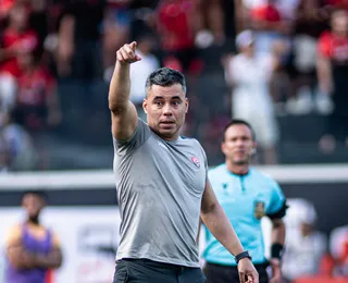 Com Jair Ventura, Vitória alcança maior sequência invicta na Série A