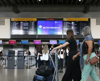 Voos sofrem atrasos e cancelamentos após falha em software
