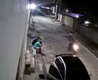 Bahia: ataque a tiros deixa dois homens feridos na porta de casa