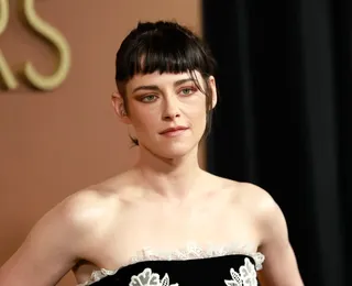 Atriz famosa afirma que mulheres são ‘tratadas como lixo’ em Hollywood