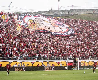 Barradão cheio! Vitória confirma parcial para jogo contra o Flamengo