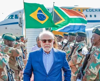 De óculos escuros no carnaval? Lula passa por cirurgia ocular delicada nesta semana