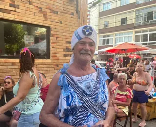 Gandhy de "todes": foliões LGBTs celebram diversidade no tapete branco