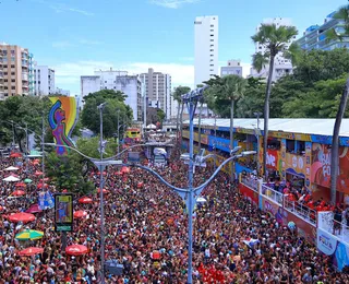 Briga de casal termina com homem ferido por garrafada no Campo Grande