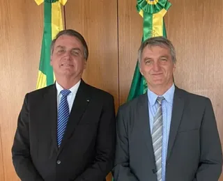 Irmão de Bolsonaro tem surpresa ao tentar sacar prêmio da Mega da Virada