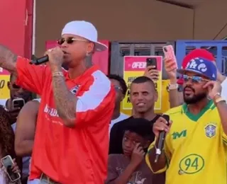 Léo Santana surpreende fãs e faz apresentação em bar de Salvador