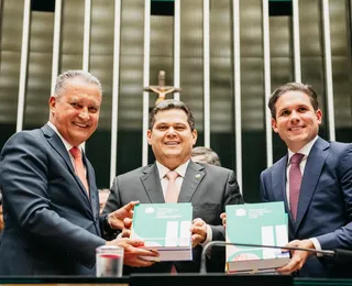 Lula reafirma compromisso com o desenvolvimento e projeta fim da escala 6x1 em 2026